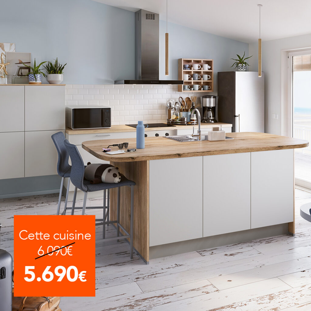 Promotions sur cuisine blanche et bois clair, avec îlot central et hotte. Au prix de 5 690 € à la place de 6 090 €